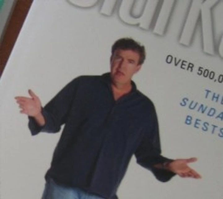 Jeremy Clarkson pubblica gli estremi del suo conto e ne paga le conseguenze
