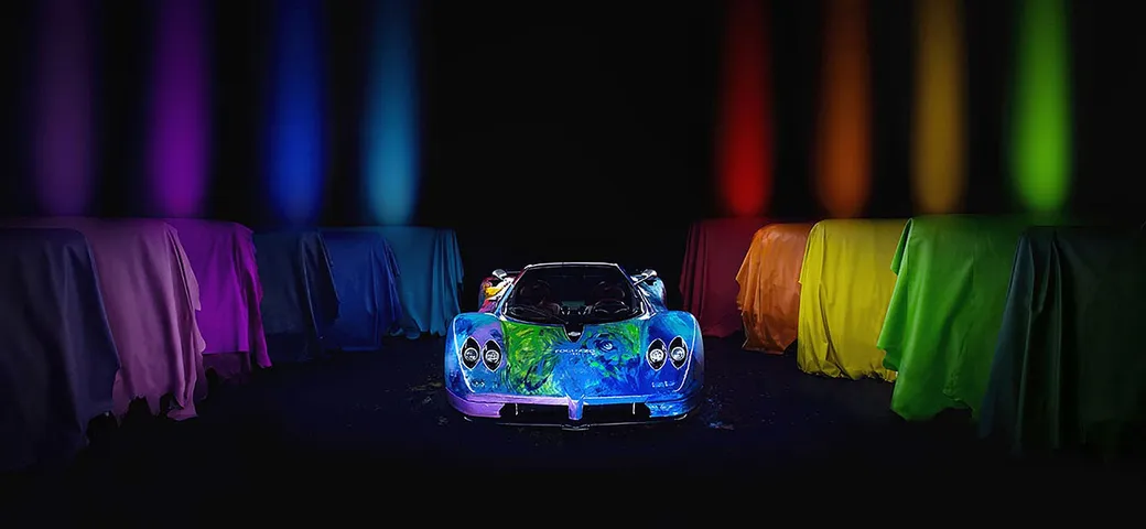 Pagani Zonda S: una pittrice la trasforma in un quadro
