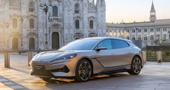 Milano, le nuove immatricolazioni sono formate per il 70% da elettriche e ibride