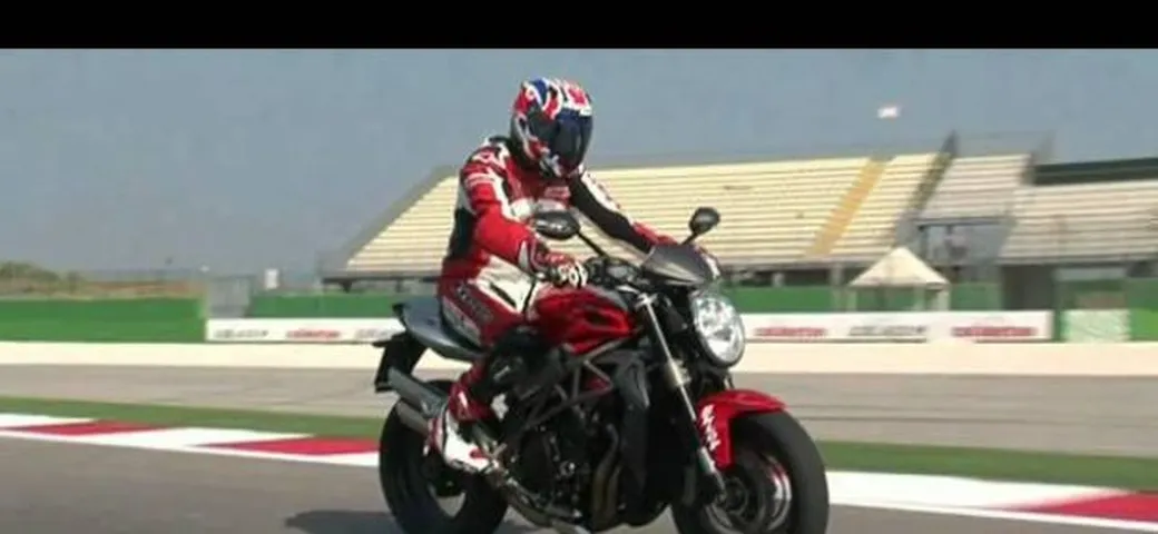 TEST MV Brutale 2010-2011