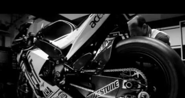 L'R1 vien di notte...