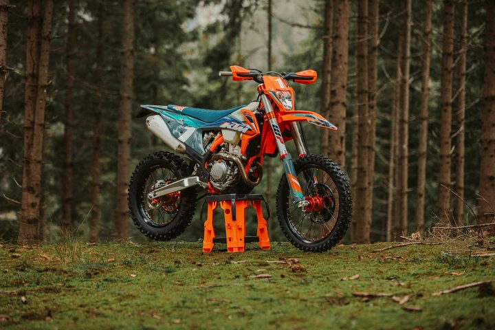 KTM 350 EXC-F WESS 2021: sulla Special Edition debutta la forcella ad aria WP XACT