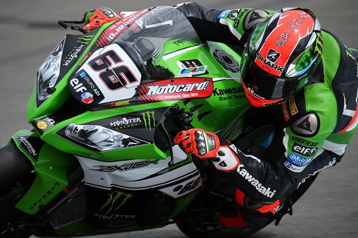 SBK Donington 2015: Tom Sykes precede Giugliano, Rea e Haslam nel Day-1 [Foto]