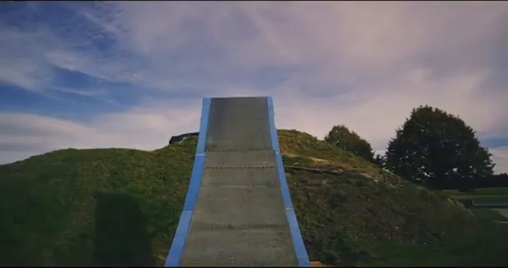 FMX Double Backflip per Luc Ackermann