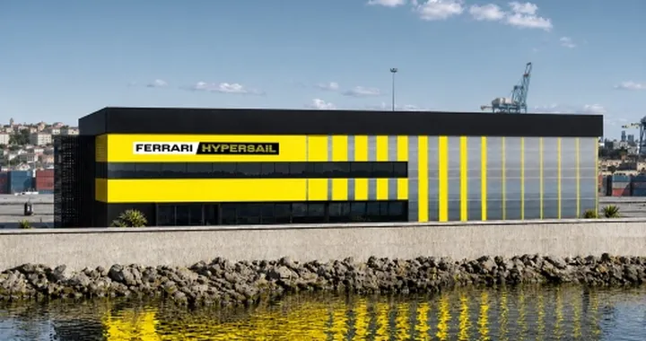 Ferrari Hypersail mette radici a Livorno: nasce l'hub della “barca volante”