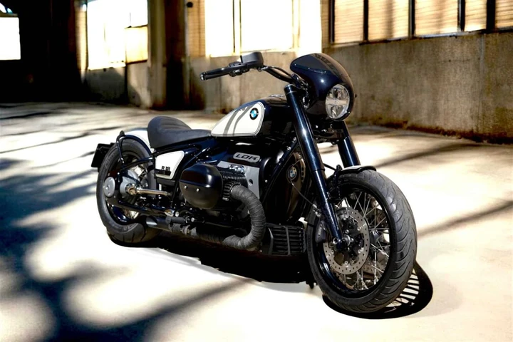 BMW R18 Bobber Racer: l'eleganza del vintage incontra il comfort moderno
