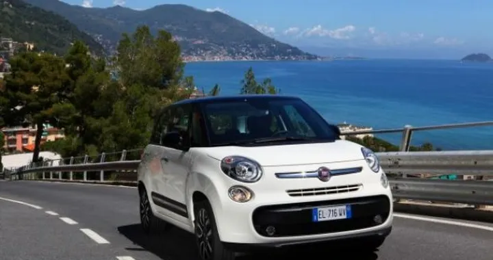 Fiat 500L: prezzi dotazioni ed allestimenti