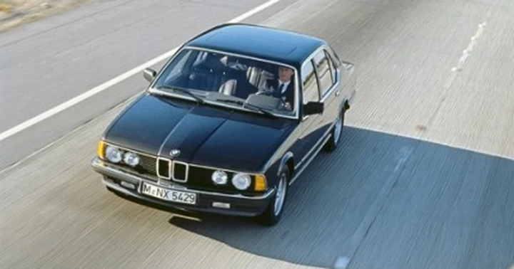 La BMW serie 7 compie 30 anni