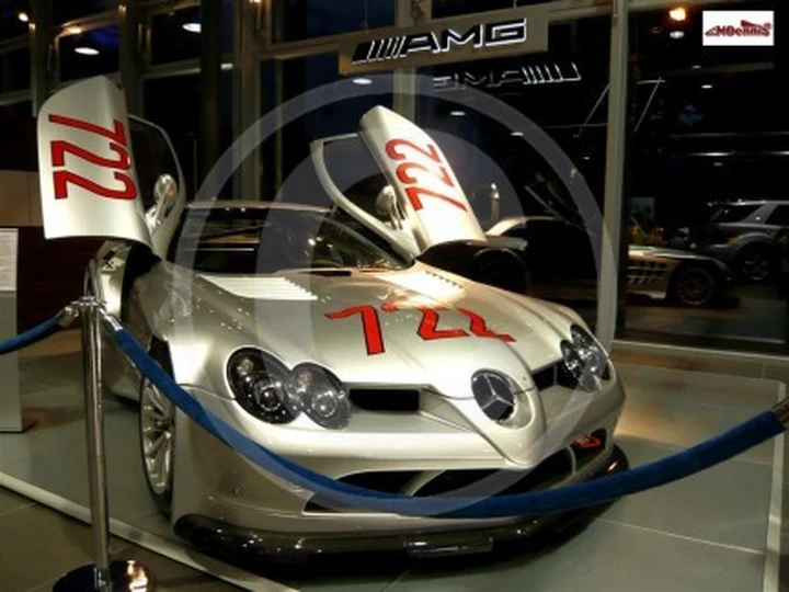 Mercedes SLR McLaren 722 GTR