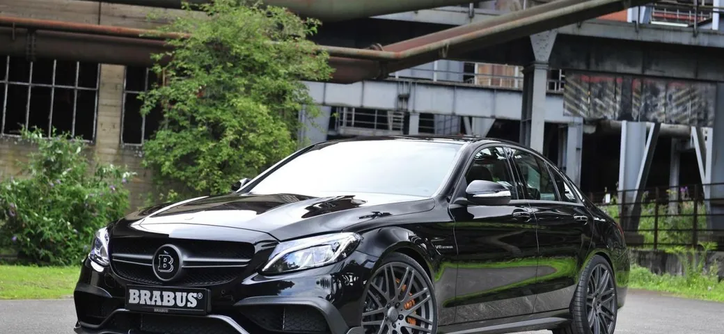 Mercedes-AMG C 63 S: con Brabus arriva a 600 CV
