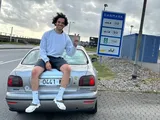 Da Barcellona a Tokyo con la Fiat Marea, l'impresa di un giovane