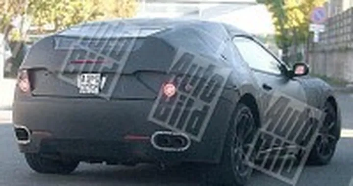 Nuova Maserati Coupe e Quattroporte V12