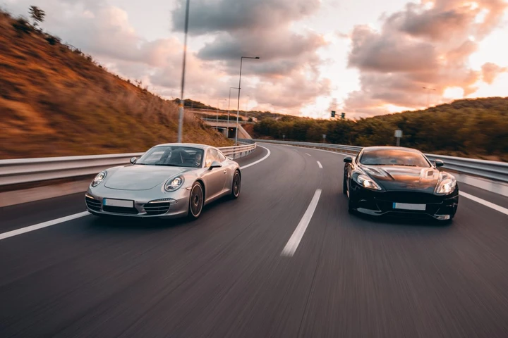 Auto di lusso confiscate dallo Stato finiscono all'asta: come partecipare
