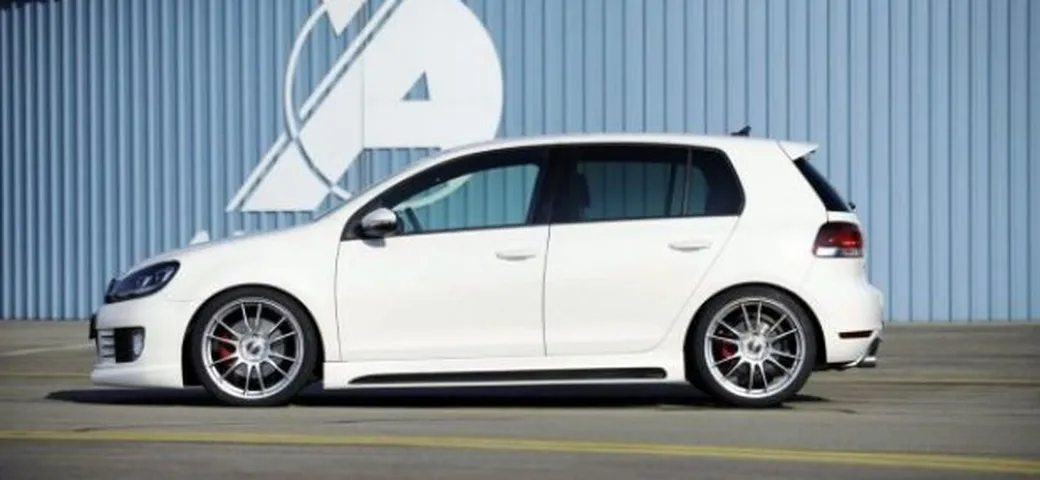 Volkswagen Golf GTI by Rieger