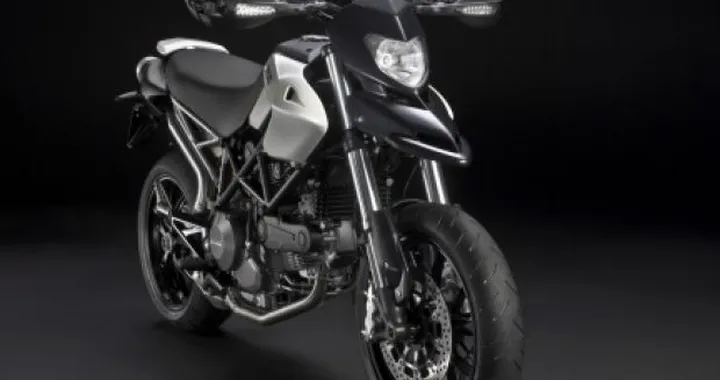 Anteprima: Ducati Hypermotard 796 2010