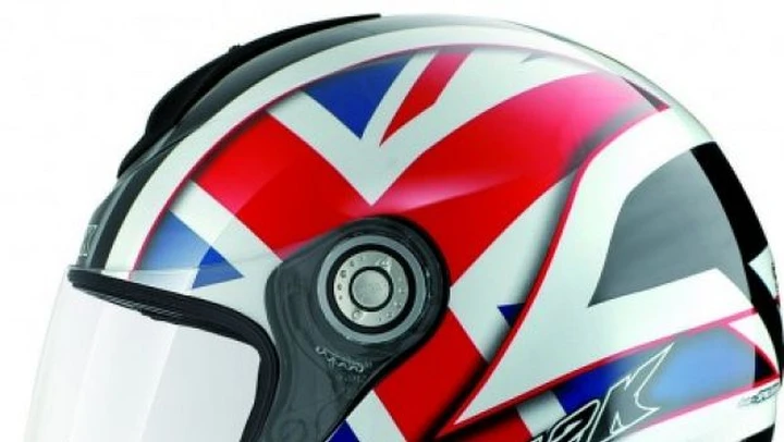 Shark RSF 3 Hurricane 2010, casco integrale in stile british