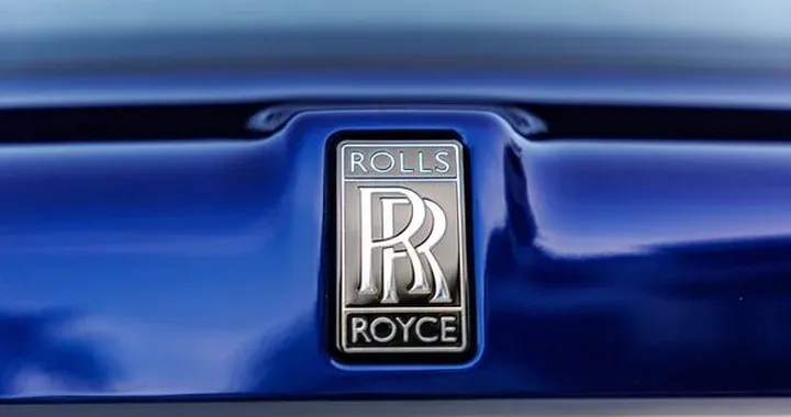 Trump esulta per Rolls-Royce, ma c’è un problema: non è quella delle auto