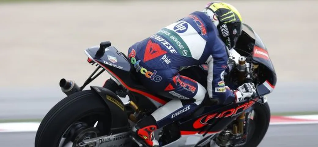 Moto2, Valencia: quarta pole consecutiva di 