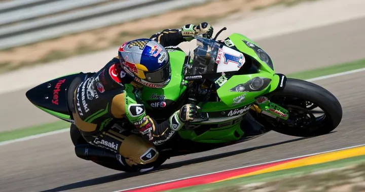 Supersport: Kenan Sofuoglu 1° nelle FP1 di Imola