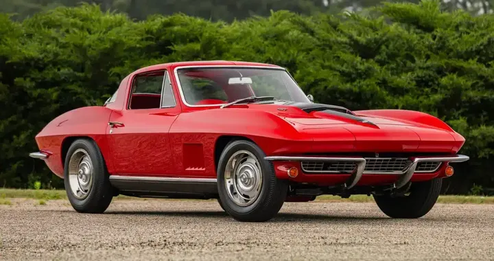 È la Corvette più costosa di sempre: il prezzo è vertiginoso