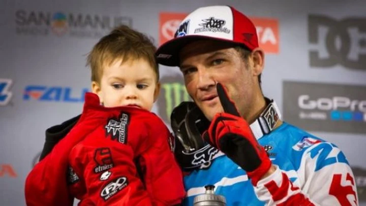 3 ° Round AMA/FIM Supercross Series 2012: Reed davanti a tutti, ma Dungey rimane in testa alla classifica