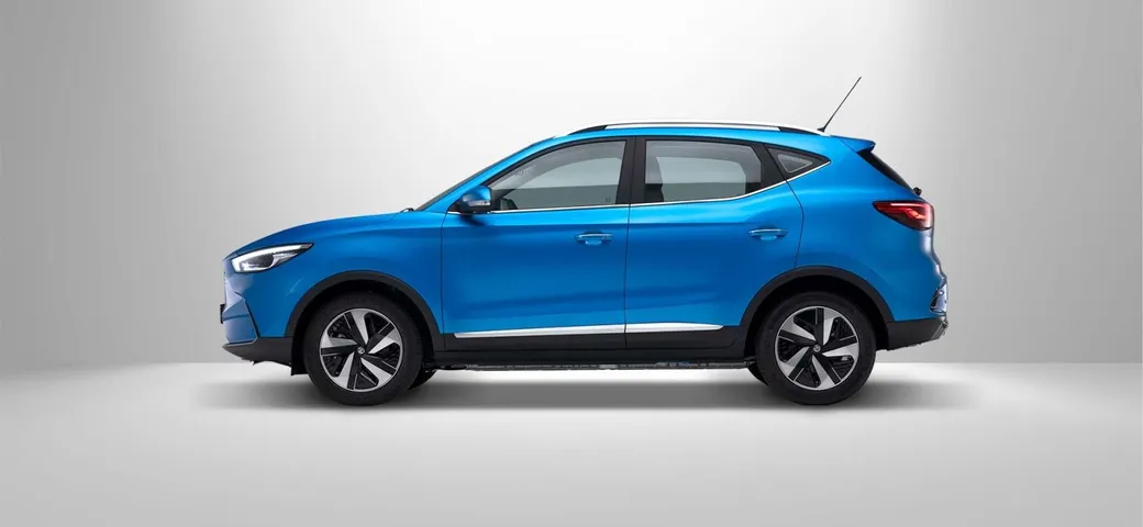 MG ZS: in arrivo la nuova versione a benzina?