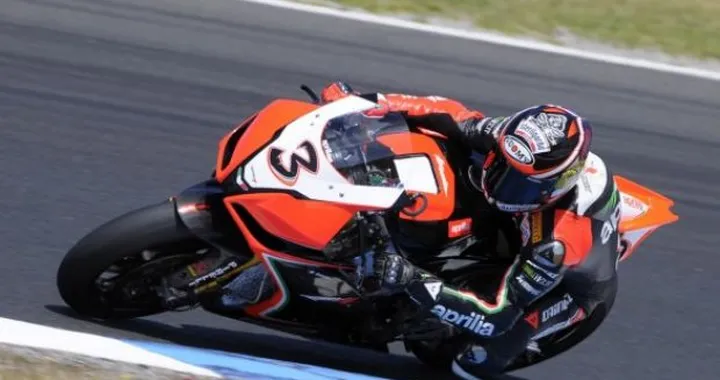 Max Biaggi: "era logico sospendere la sessione"
