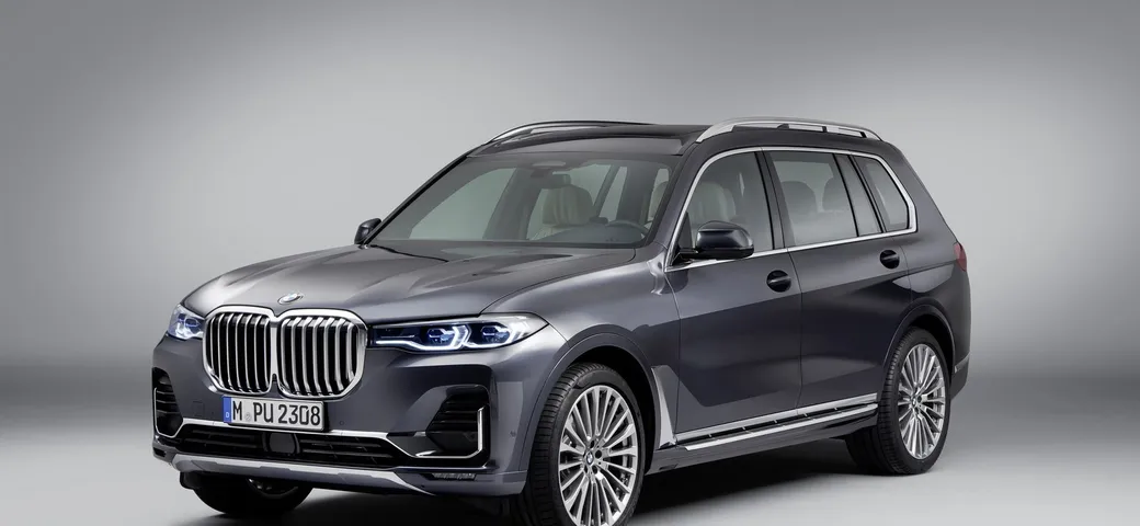 Nuova BMW X7: tutte le caratteristiche della grande SUV bavarese