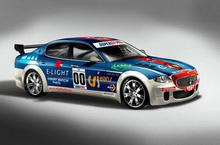 Una Maserati Quattroporte in pista per il campionato Superstars 2009