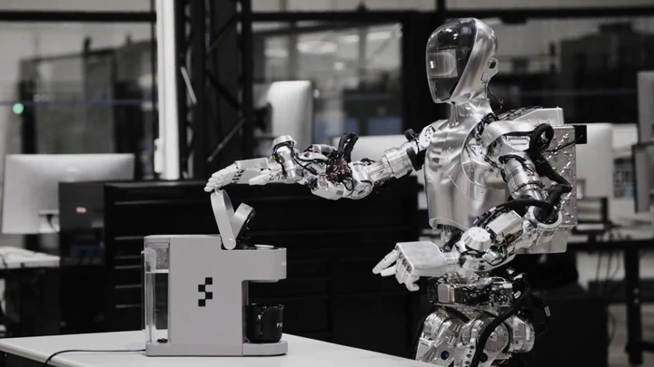 BMW sarà la prima casa automobilistica ad usare robot umanoidi [VIDEO]