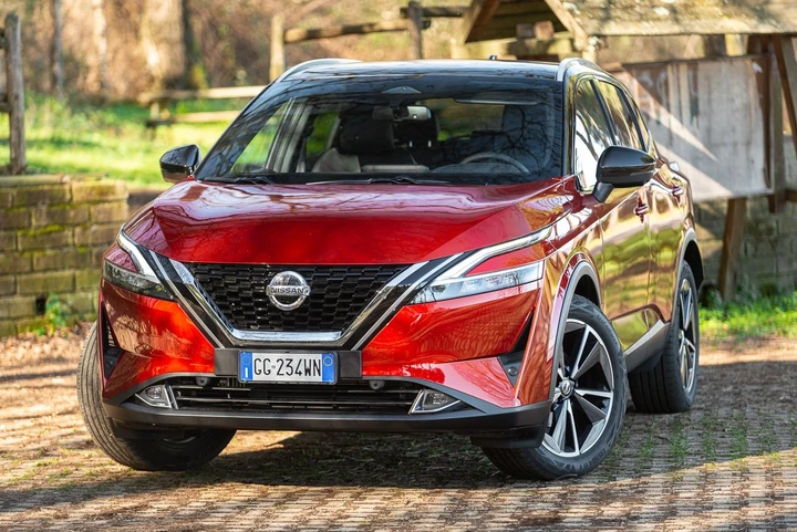 Nissan Qashqai 1.3 DIG-T 158 CV Xtronic: la prova su strada