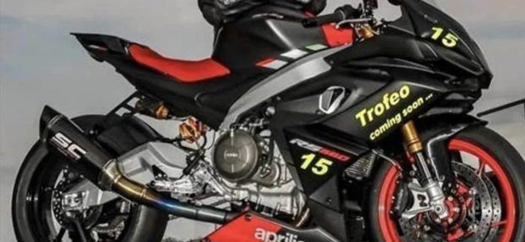 Aprilia RS 660 in versione racing: che sound! Pronta per un monomarca?