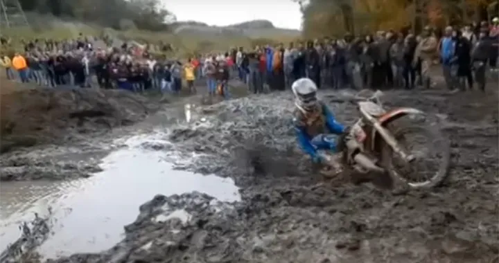 Quando le gare di enduro son pericolose [Video]