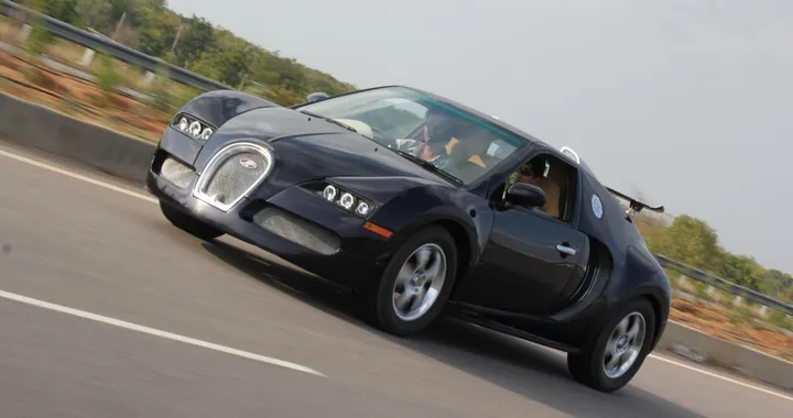 Una Suzuki Maruti vestita da Bugatti Veyron