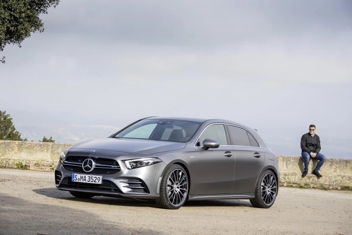 Mercedes-AMG A45: due declinazioni per la nuova generazione