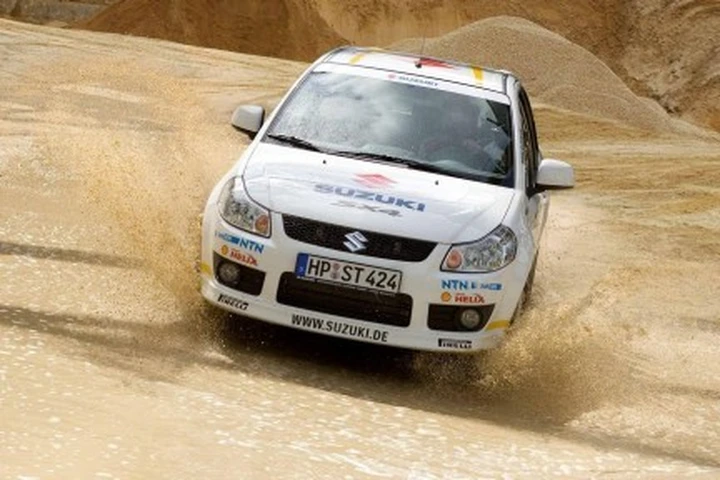 Suzuki SX4 WRC Edition: una tranquilla rally-replica