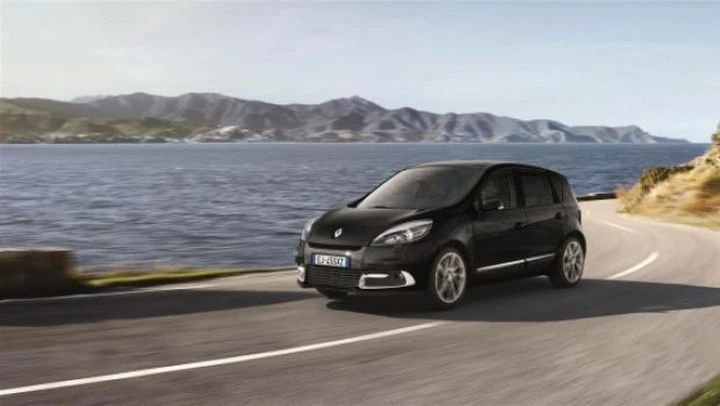 Renault Scenic XMOD Race: edizione speciale da 19.600 Euro