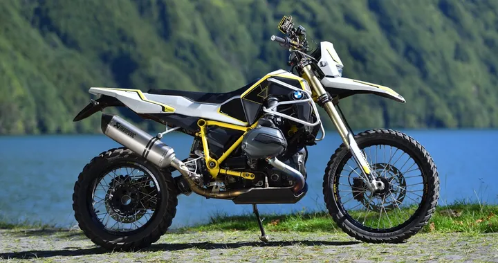 BMW R1200GS Rambler: la maxi enduro che pesa meno di 200 kg