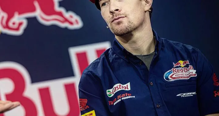 Nicky Hayden: la famiglia chiede 6 milioni