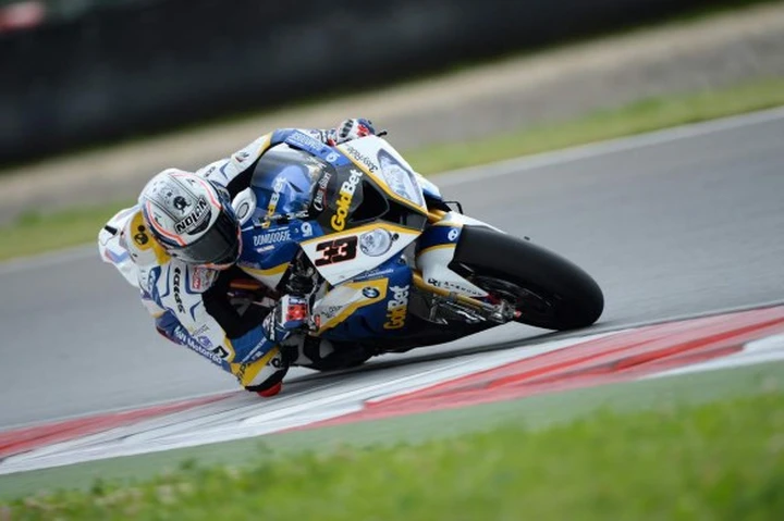 Superbike Mosca 2013: Melandri vince Gara 1 sotto al diluvio | Tragedia in Supersport: programma annullato