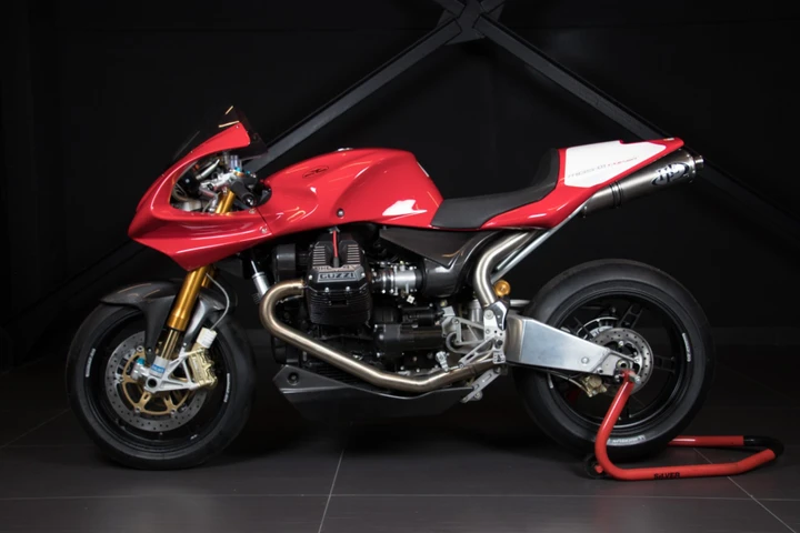 Moto Guzzi MGS-01: è in vendita il sogno di ogni guzzista