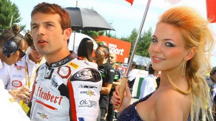 Sexy Bikers: le Paddock Girls della SBK di Brno
