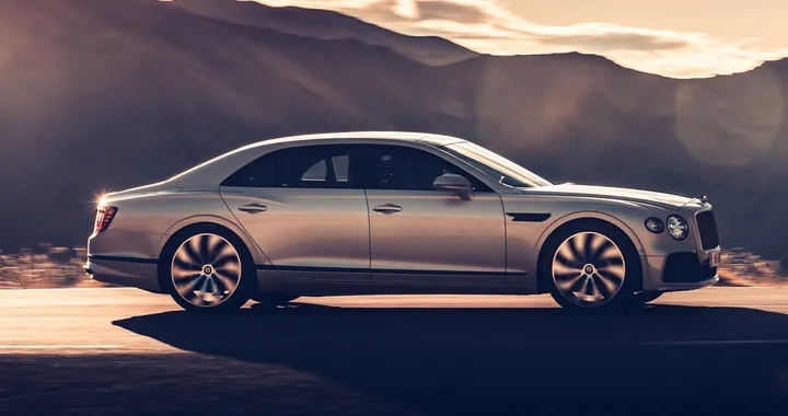 Bentley Flying Spur Blackline, la versione 'Dark'