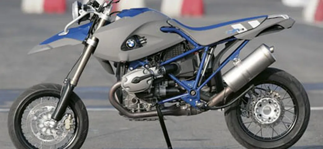 BMW HP2 Supermoto... in tutti i sensi