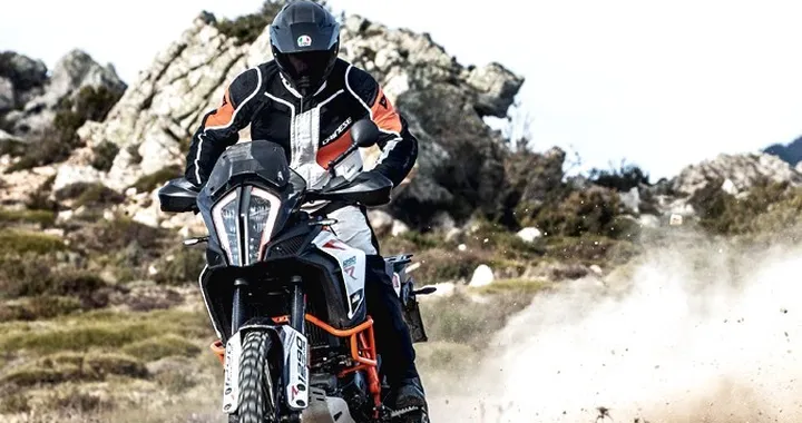 Dainese D-Explorer 2 per l'adventure touring