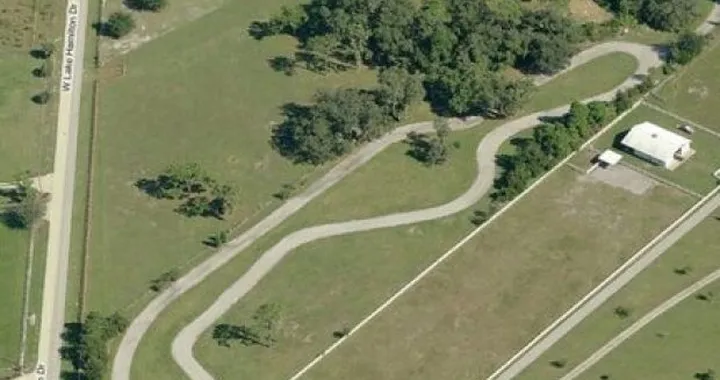 Foto del giorno: pista "imboscata" a Lakeland, Florida