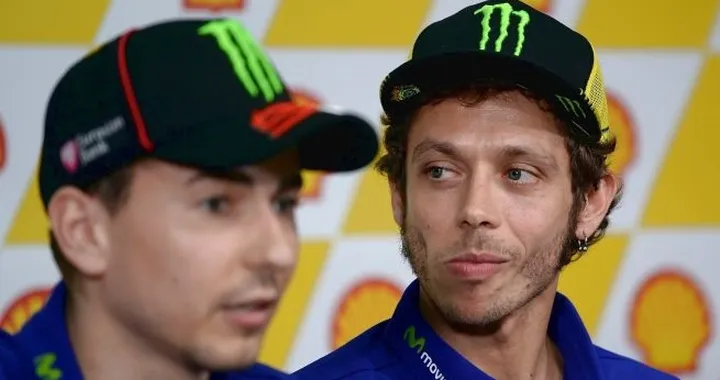 Rossi: "Lorenzo non ha le palle per andare in Ducati!"