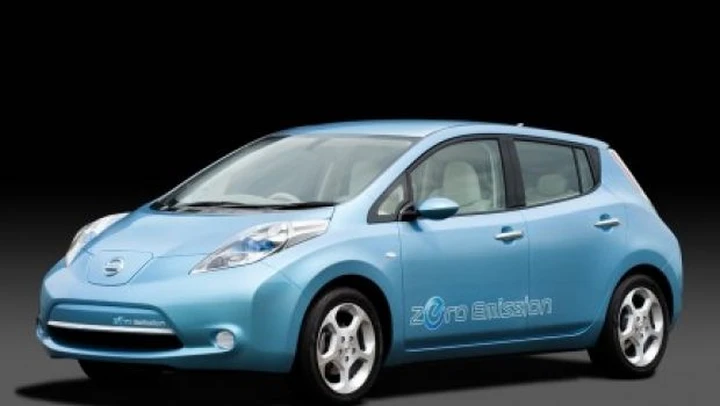 Nissan Leaf: foto e dati ufficiali della prima Nissan elettrica