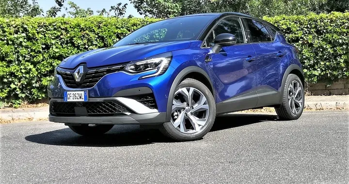 Renault Captur E-Tech full hybrid: la prova su strada