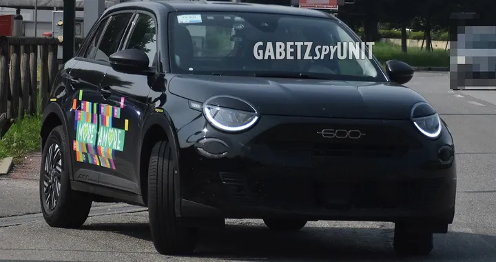 Nuova Fiat 600: il 4 luglio la presentazione ufficiale [FOTO SPIA]